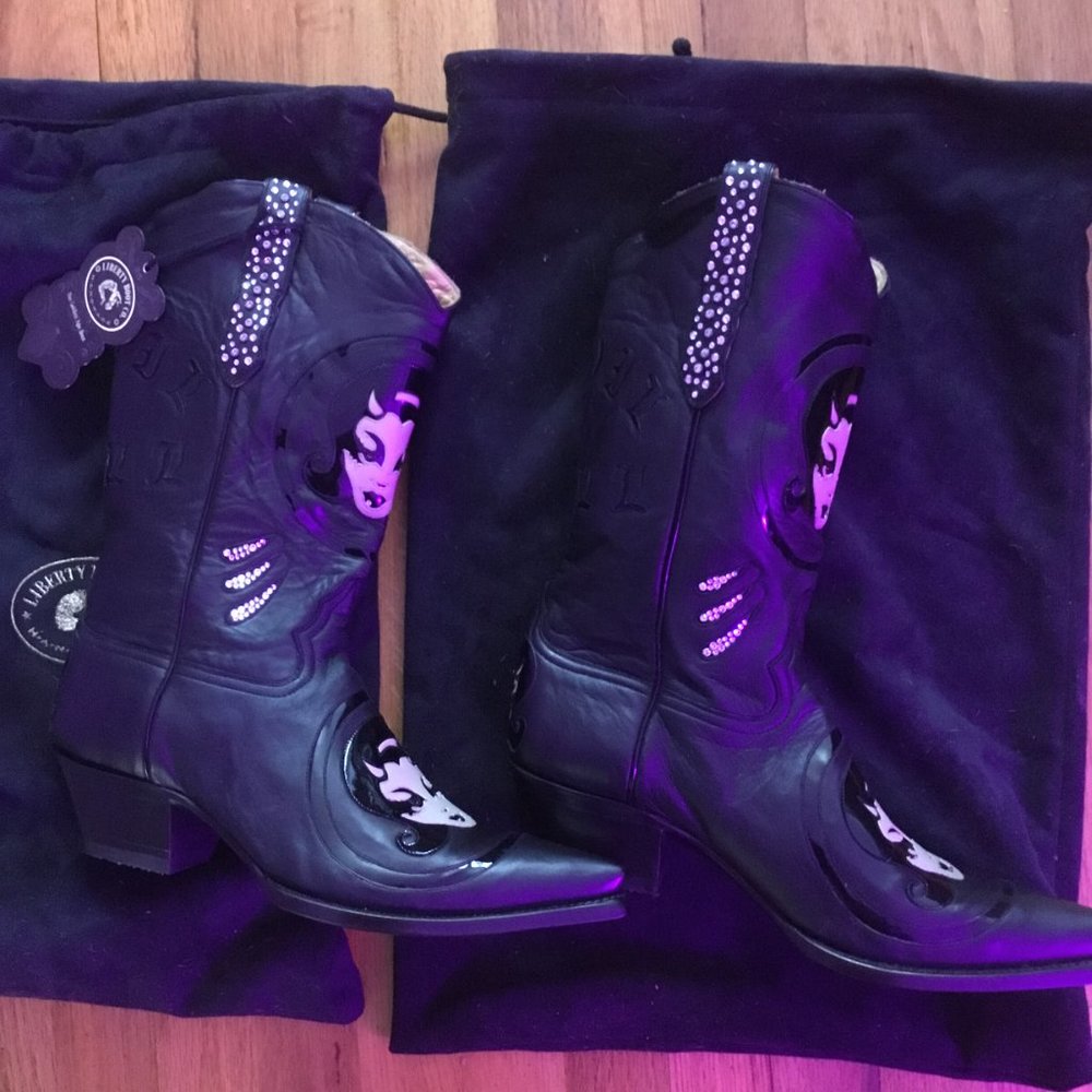 Liberty Boot Company  Devil Doll Boots size 12 W 10 M New